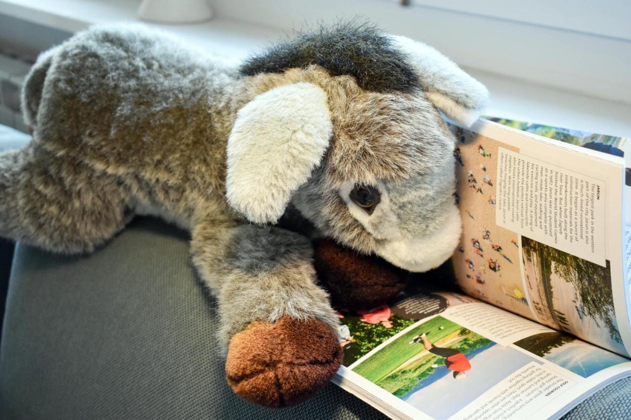 Cozy Donkey - Sporty Lake Apartment Zagreb Bagian luar foto
